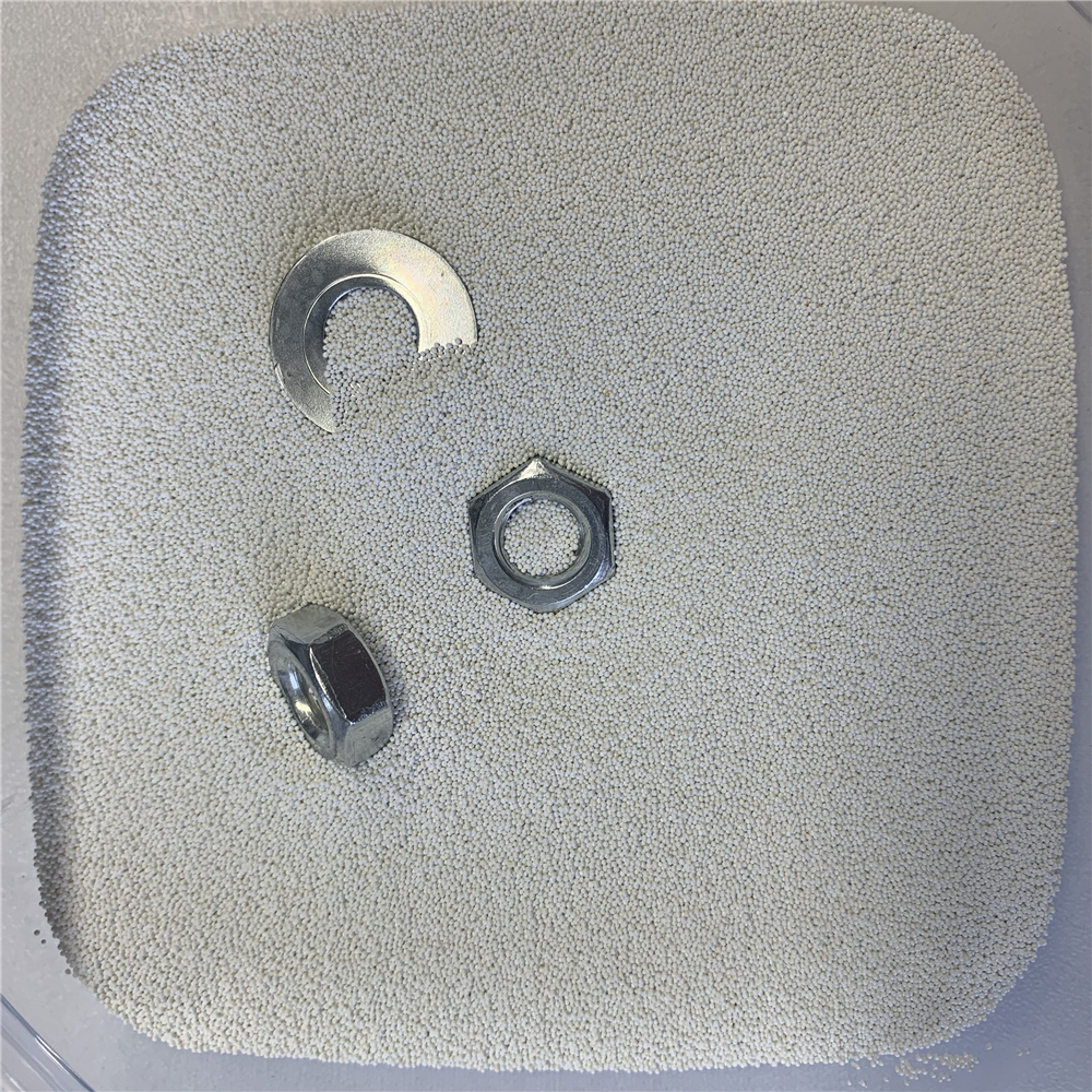 B20精密喷砂陶瓷砂 金属不锈钢铝材表面抛光喷砂磨料颗粒现货